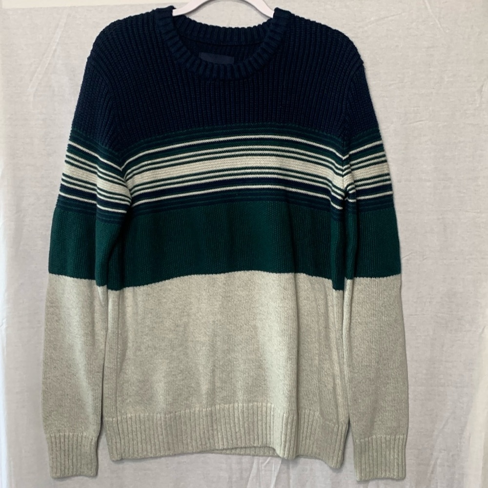 American Eagle Sweater men’s size medium NWT